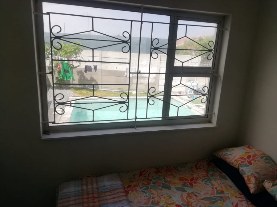 3 Bedroom Property for Sale in Strandfontein Village Western Cape